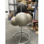 *NO RESERVE* 5 x Exercise Balls & Stand