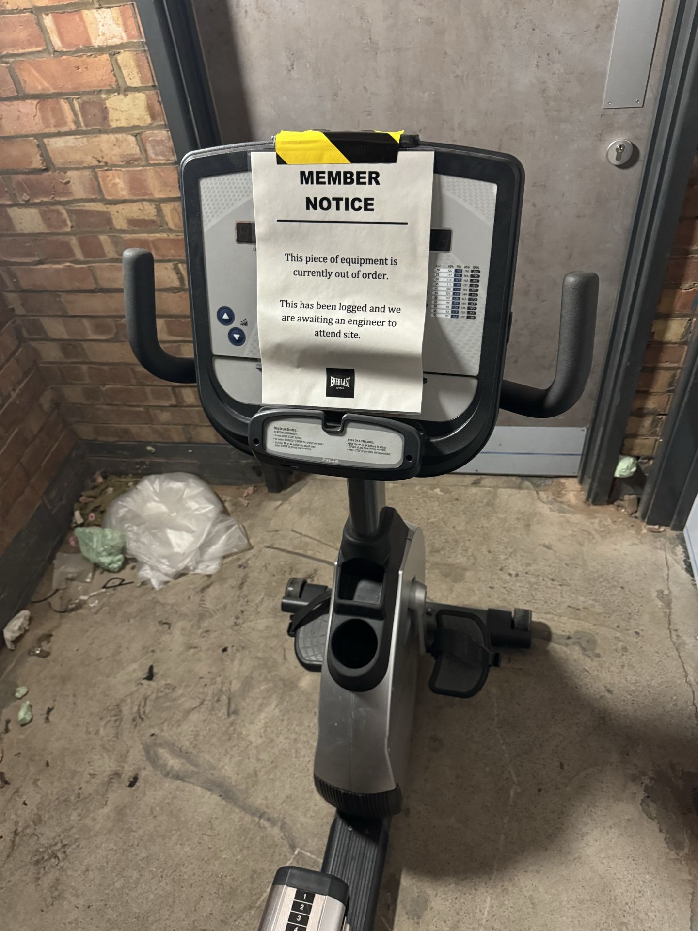 *NO RESERVE* 4 x True Fitness Recumbent Bikes For Spares & Repairs - Image 3 of 4