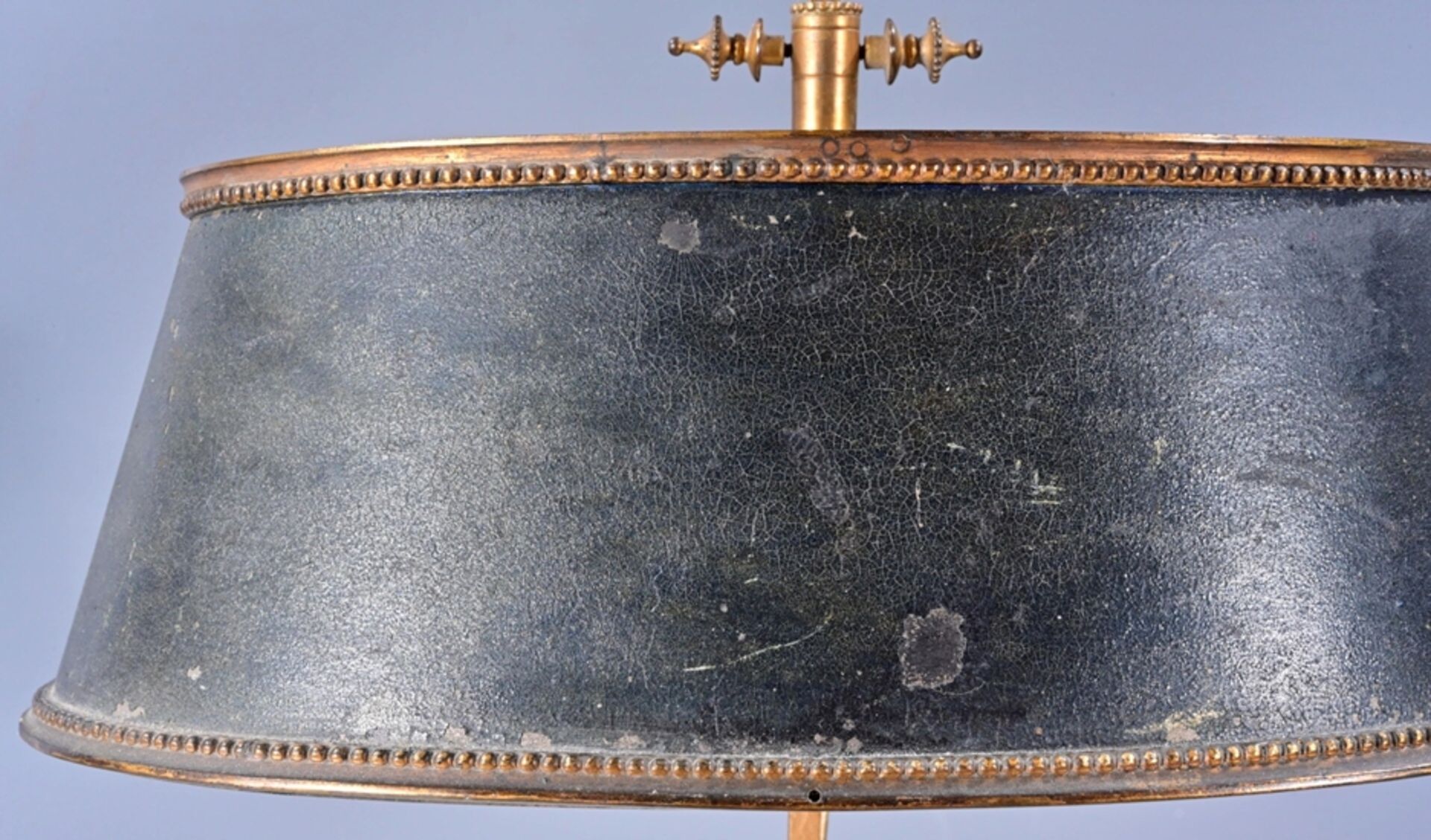 Dekorative Tischlampe aus zweiarmigen Tischkerzenleuchtern des 19. Jhdt., mit höhenverstellbaren, o - Image 6 of 8