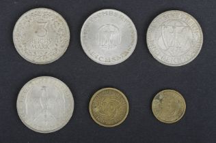 4 x 3 Reichsmark-Stücke, Silber: 1 x 1925, A, Jahrtausendfeier der Rheinlande; 1 x 1927, A, Phillip