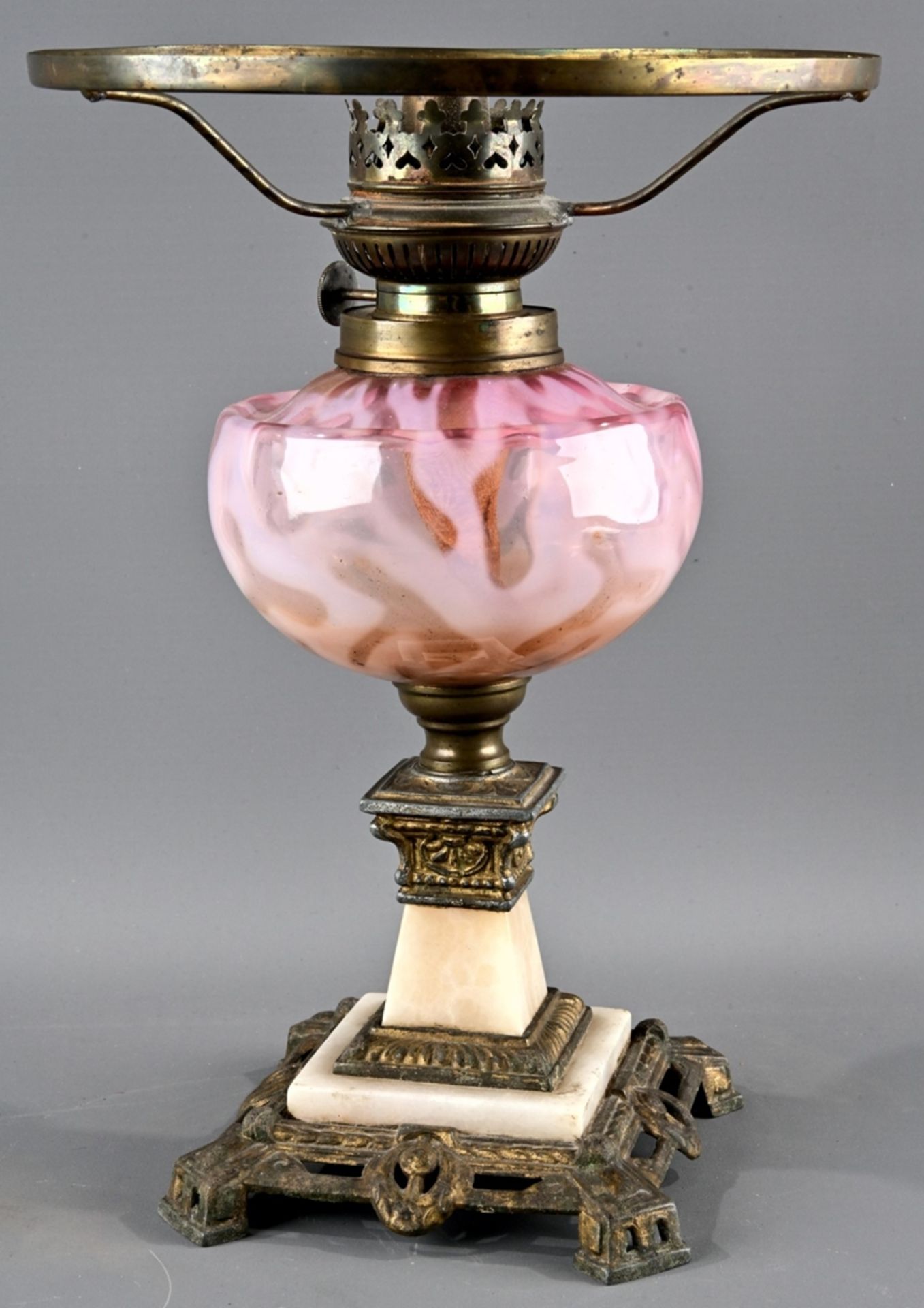 Antike Petroleumlampe, Neo-Empire, um 1900/20, guter, unperfekter Erhalt, verschiedene Materialien. - Image 5 of 7