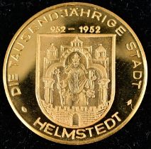 Goldmedaille "Helmstedt", 900er Gelbgold, ca. 3,5 gr.