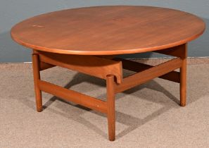 Runder Couchtisch / Coffeetable, Teakholz, wohl 1950er/60er Jahre, Gestell nachträglich vom Tischle