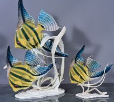 Zwei verschiedene, polychrom staffierte Rosenthal Porzellanfiguren " Fische", Entwürfe von Fritz He