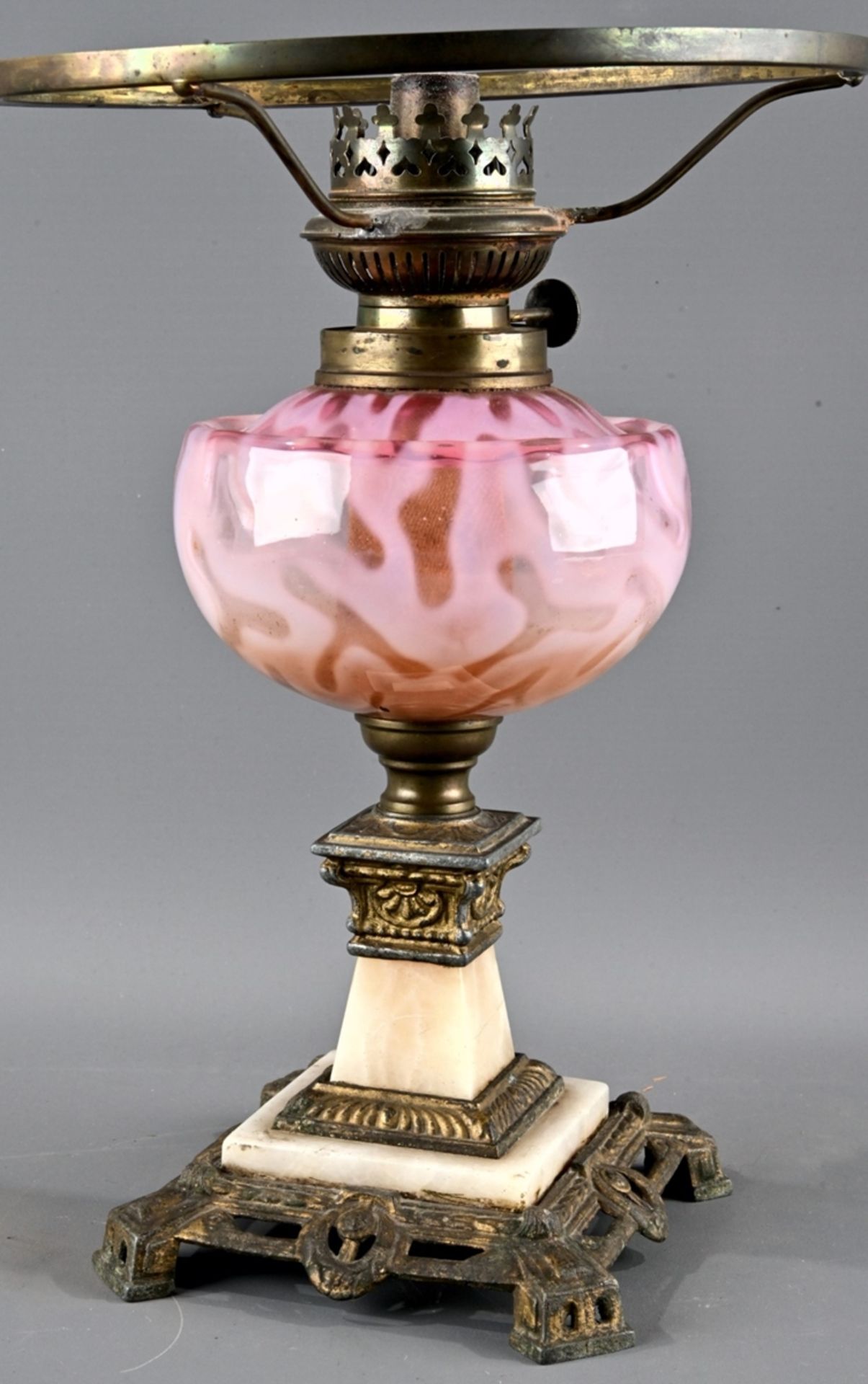 Antike Petroleumlampe, Neo-Empire, um 1900/20, guter, unperfekter Erhalt, verschiedene Materialien. - Image 4 of 7