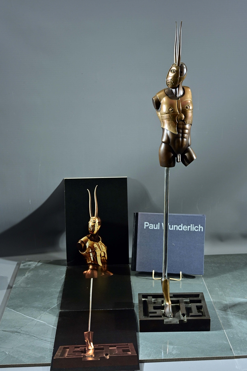 "Minotaurus" - (1977) auf Sockel stehende Figur aus Bronze, Messing und Messing verchromt, Entwurf - Image 3 of 23