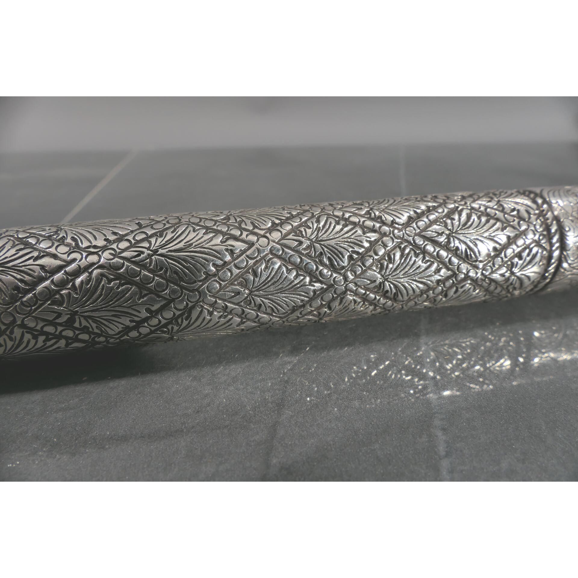Gehstock mit Entengriffstück, 800er Silber tlw. von Hand gravierter, hohlgegossener, verschraubter, - Bild 5 aus 18