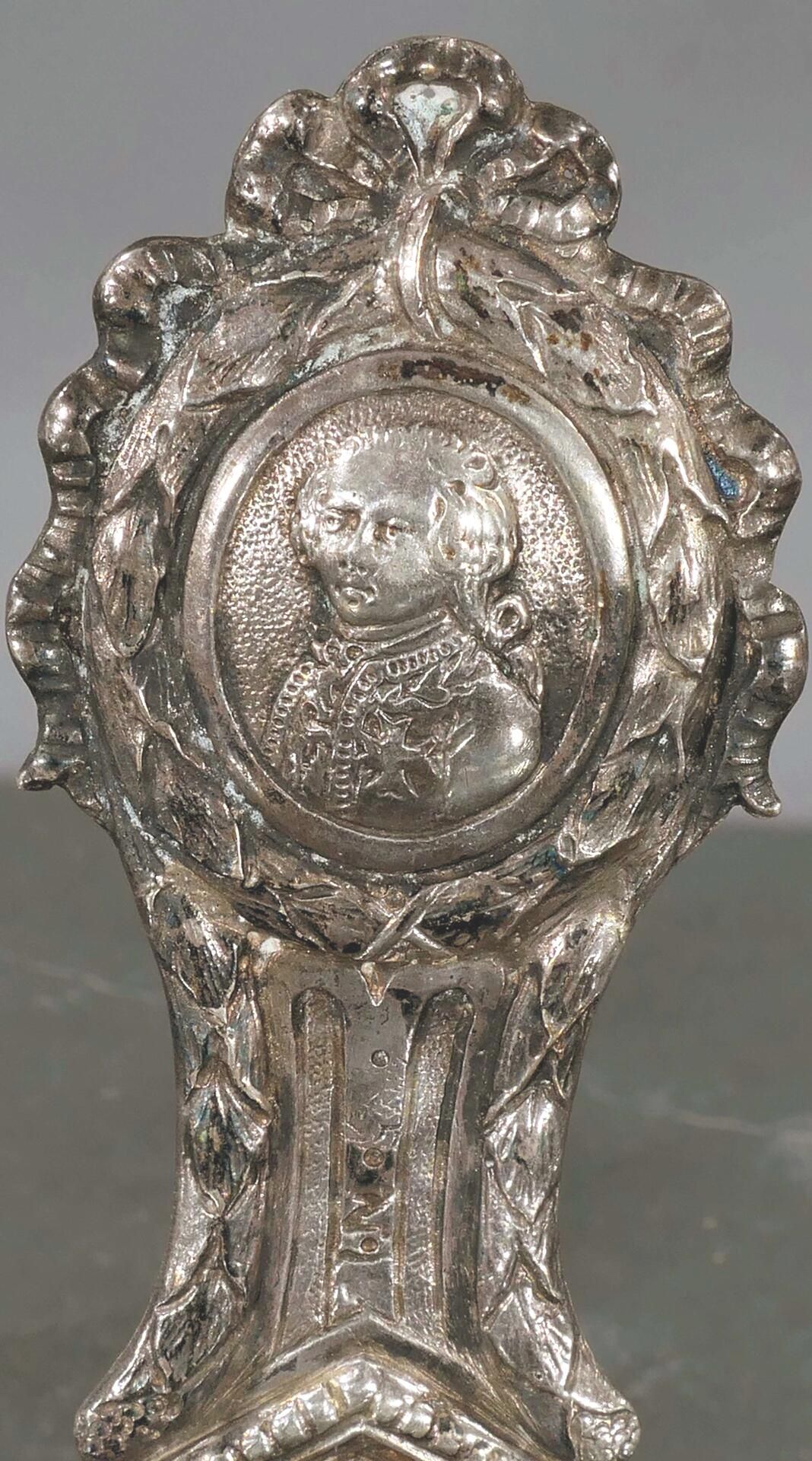3 antike Siebe / Sieblöffel, tlw. Silber, überwiegend 19. Jhd., Lä. von ca. 13 bis ca. 19 cm. Versc - Image 13 of 15