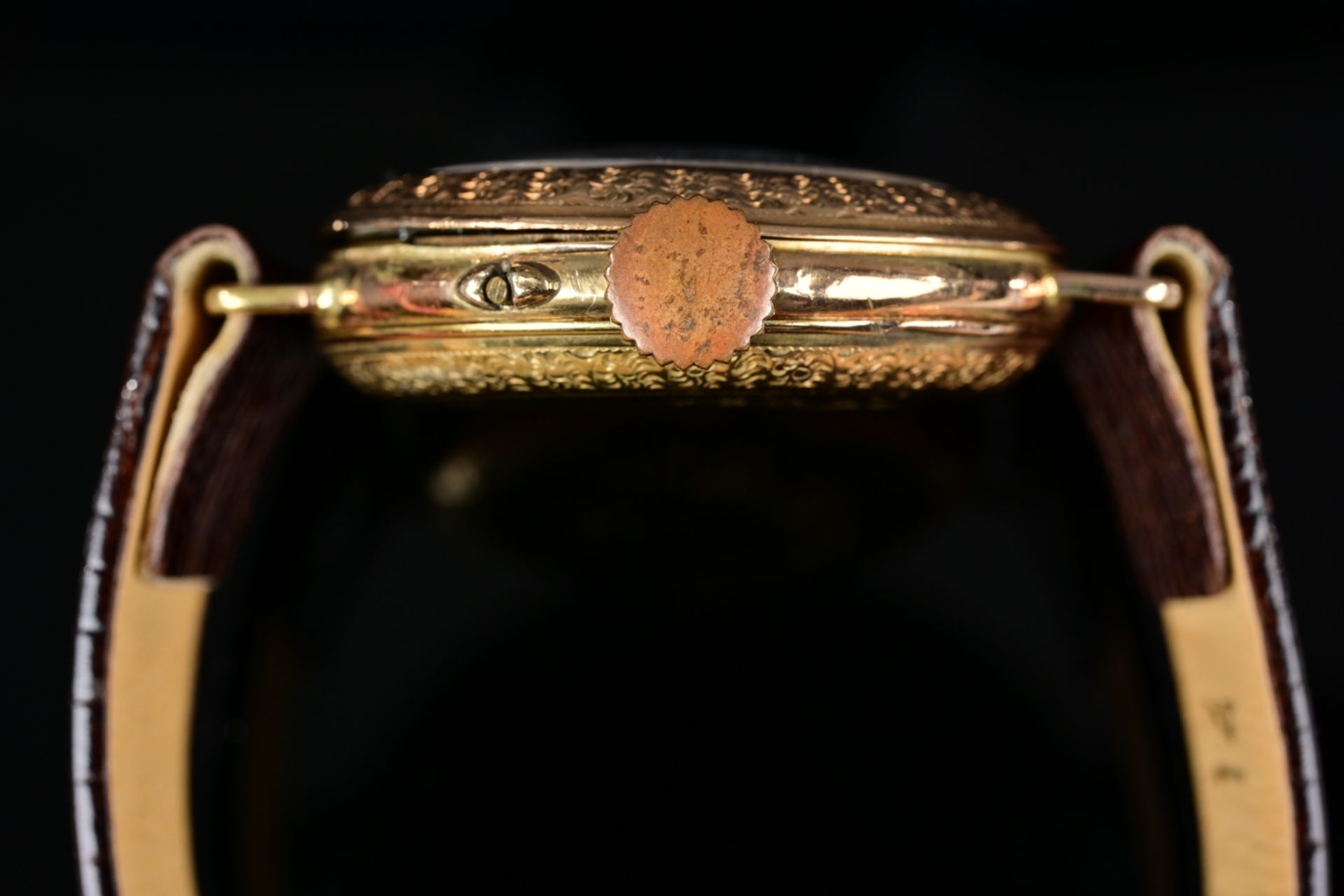 Antike Damenarmbanduhr um 1900, 14K Rotgold Gehäuse (Durchmesser ca. 31 mm), ungeprüftes, mechanisc - Bild 4 aus 9