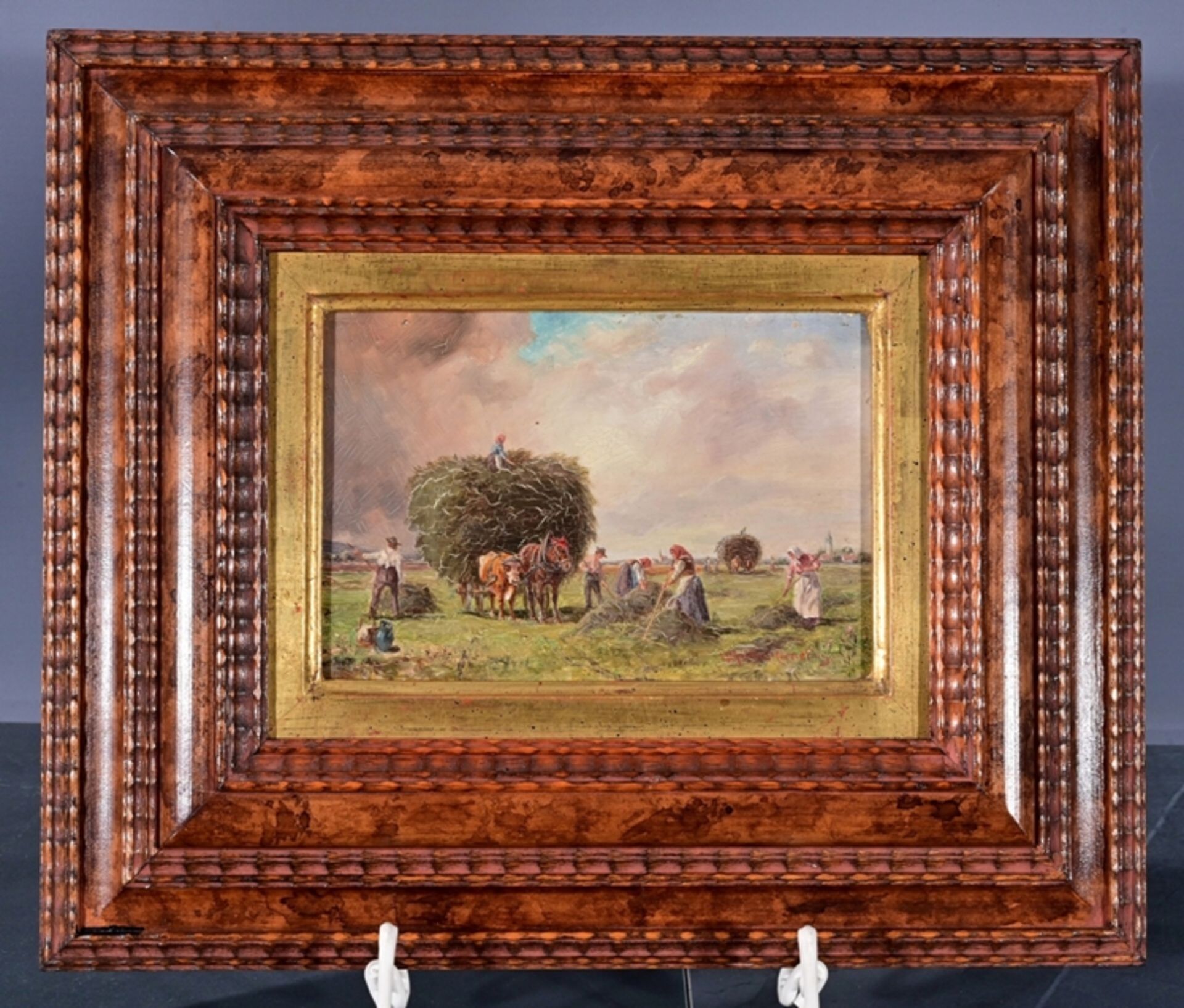 "Heuernte" - kleinformatiges Gemälde, Öl auf Holztafel, ca. 11 x ca. 16,5 cm, unten rechts signiert - Bild 2 aus 7