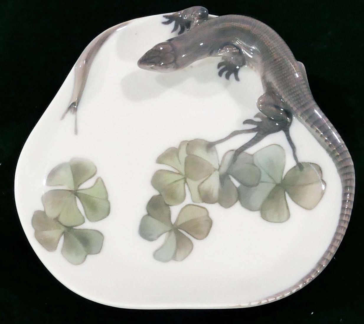"Salamander" - Schälchen, Royal Copenhagen, Weißporzellan mit polychromer Staffage, teils plastisch - Image 6 of 6