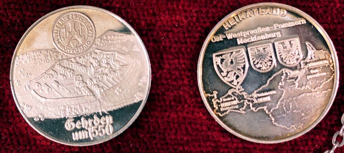 9 tlg. Sammlung versch. Münzen & Medaillen, überwiegend Silber, versch. Alter, Größen, Materialien, - Image 7 of 8