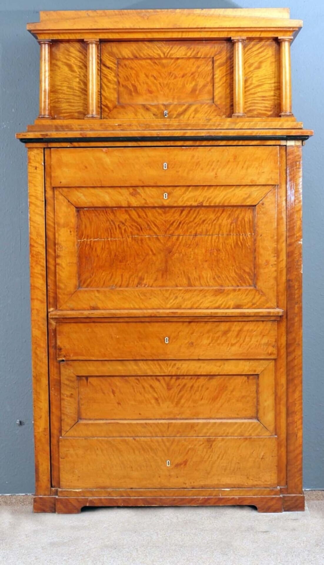 Antiker Wäscheschrank in Sekretär-Optik sog. "Blender", Biedermeier, Mitteldeutsch um 1830, massive