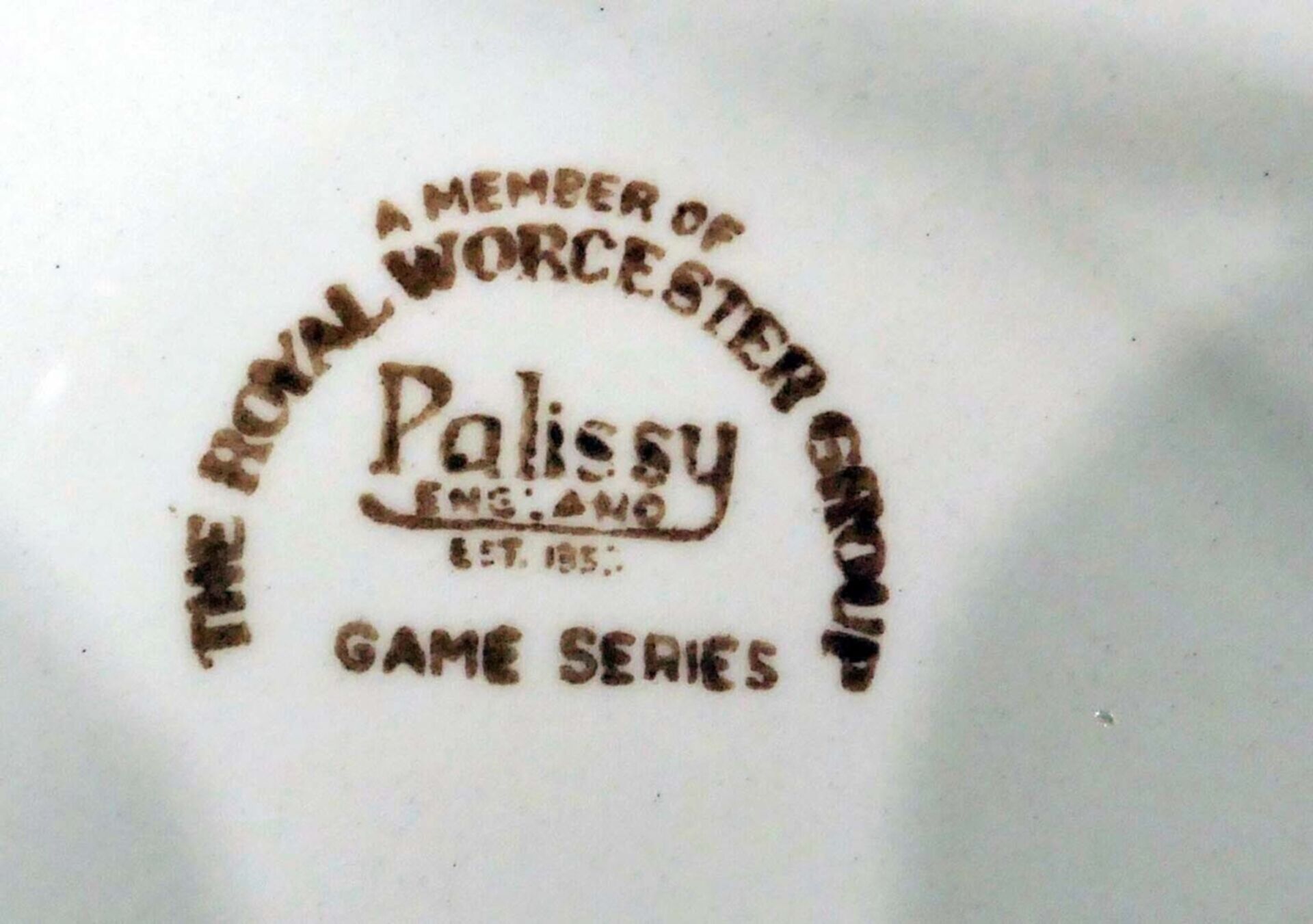 Umfangreiches ca. 113 teiliges jagdliches Restservice, der englischen Manufaktur "Palissy" der Roya - Bild 10 aus 19