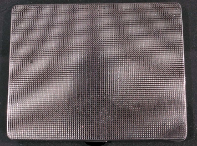Elegantes Zigarettenetui, 935er Silber, ca. 10 x 8 cm, lt. Gravur am "28.März 1940" geschenkt, ca. - Image 2 of 4