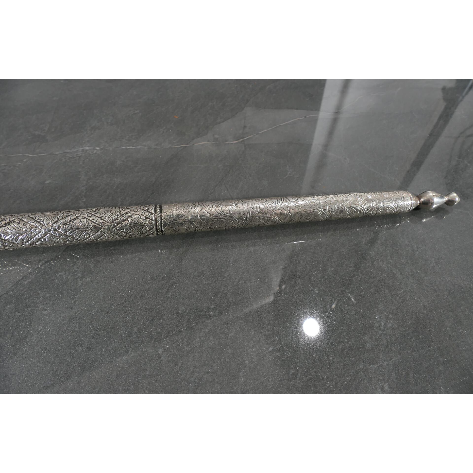 Gehstock mit Entengriffstück, 800er Silber tlw. von Hand gravierter, hohlgegossener, verschraubter, - Image 12 of 18