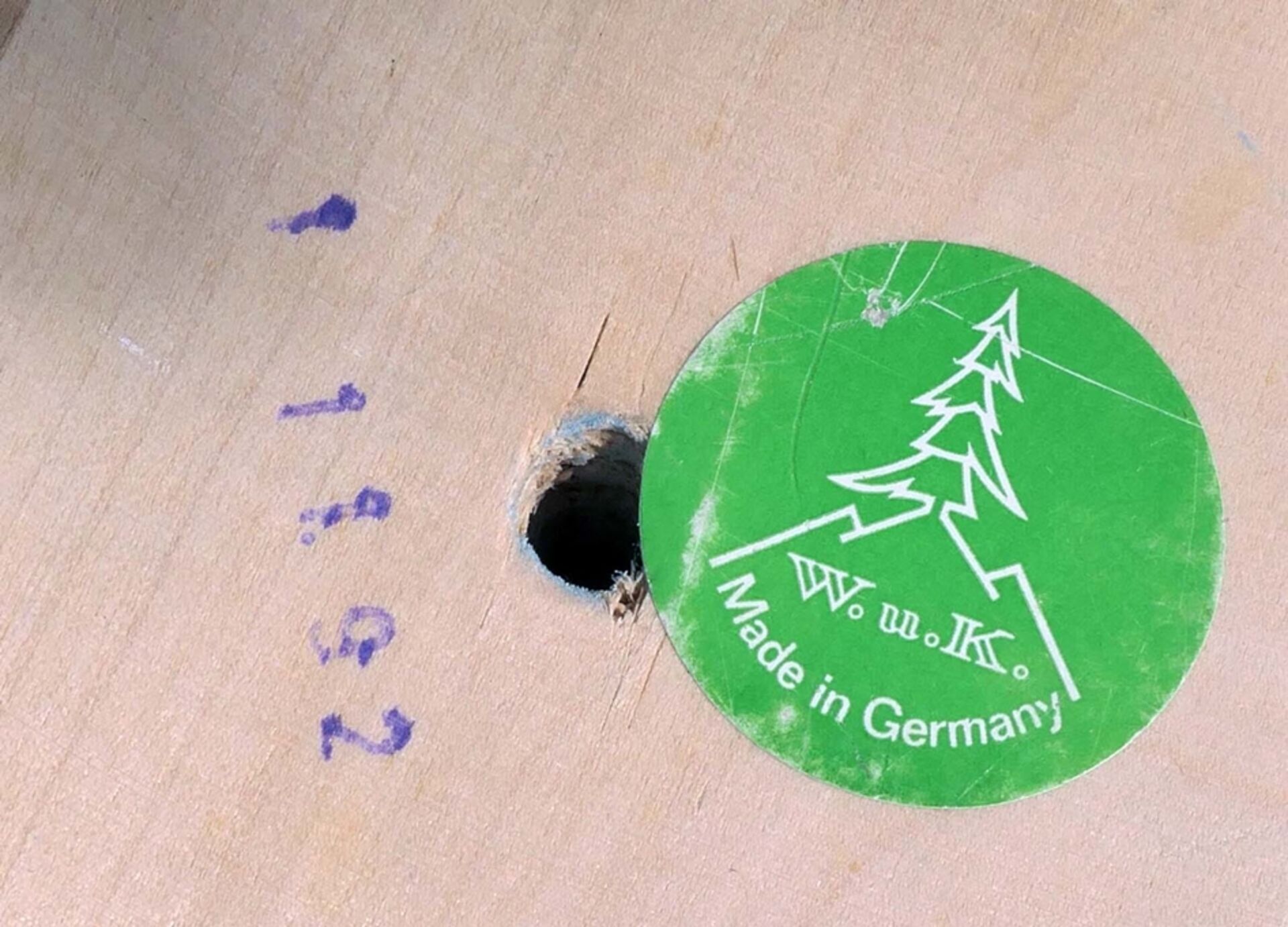 Ältere Weihnachtliche Spieluhr u.a. mit Engelskapelle der Marke "Wendt & Kühn", Erzgebirgische Volk - Bild 4 aus 4