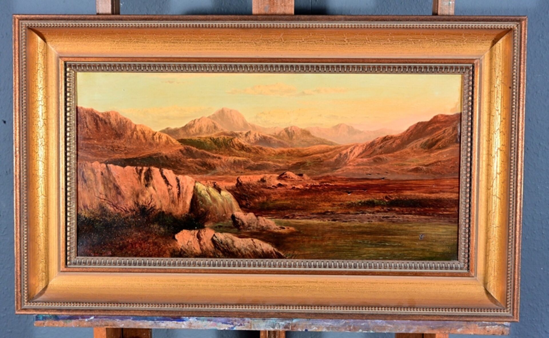 "In den Highlands", Gemälde, Öl auf Leinwand, ca. 31 x 61 cm, unten links signiert: "Chas. Leslie"  - Bild 3 aus 8