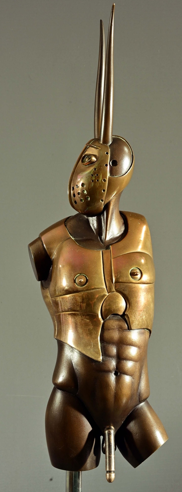 "Minotaurus" - (1977) auf Sockel stehende Figur aus Bronze, Messing und Messing verchromt, Entwurf - Image 12 of 23