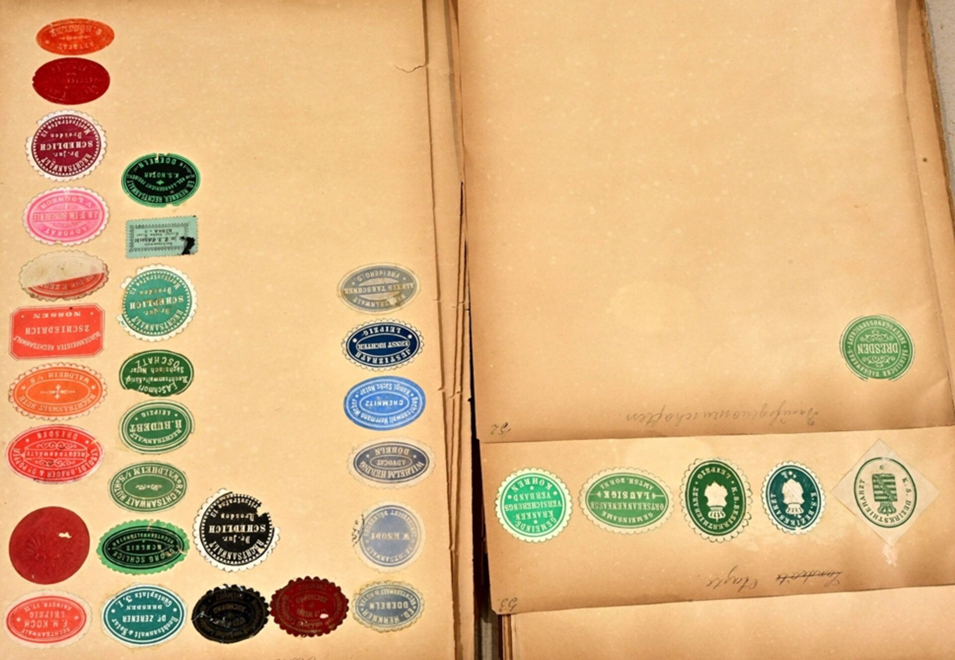 Umfangreiche Siegelmarken - Sammlung überwiegend Sachsen betreffend, lose Blätter mit Papiersiegels - Image 7 of 8