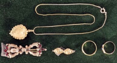 5 teiliges Konvolut, teils antiker Schmuckstücke, teilweise Gold, bestehend aus Kette mit Anhänger,
