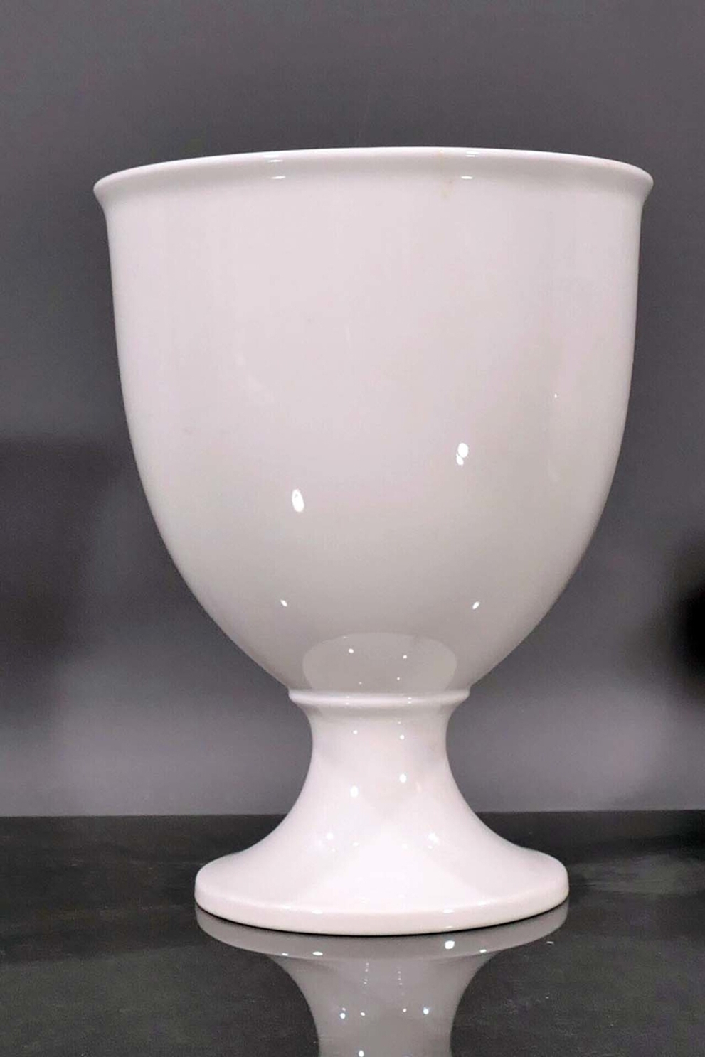 3 tlg. Konvolut versch. Vasen / Gefäße der KPM-Berlin, Weißporzellan, Höhe von ca. 11 bis 17 cm. Sc - Image 5 of 6