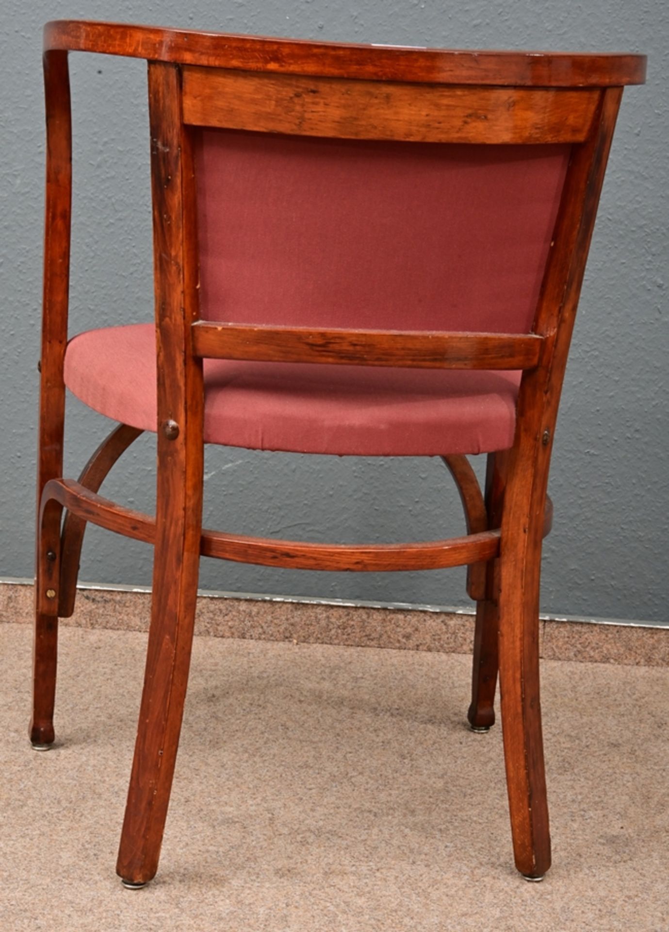 Antiker Bugholz Armlehn- Stuhl um 1900/20, Buche mahagonifarben  furniert, gebeizt und lackiert, au - Bild 3 aus 7