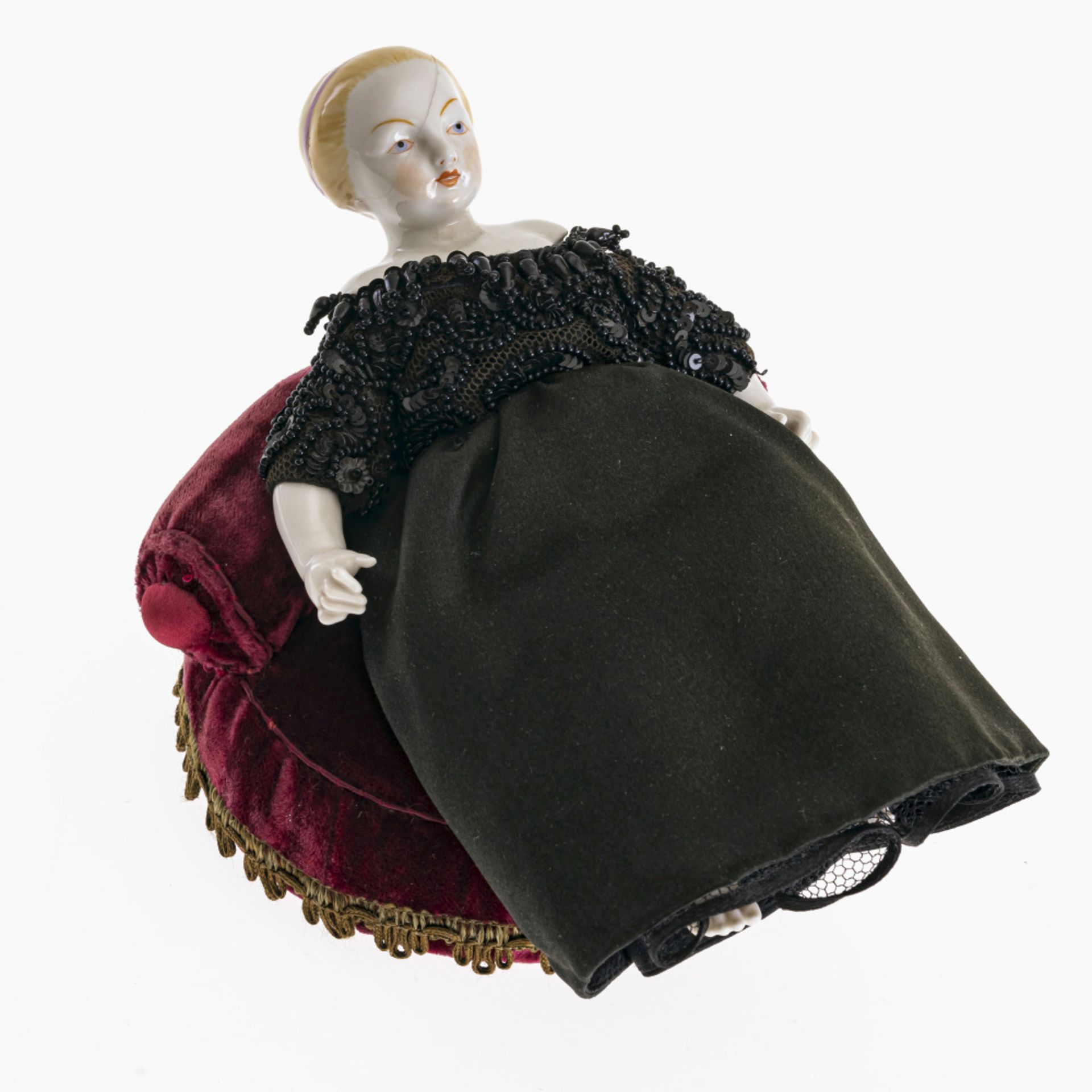 A doll (violinist) in ESCADA dress - Head, arms and legs from Nymphenburg, as of 1997. Later formati - Image 2 of 3