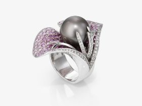 Ring mit rosa Saphiren, Brillanten und Tahiti-Zuchtperle - Nürnberg, Juwelier SCHOTT