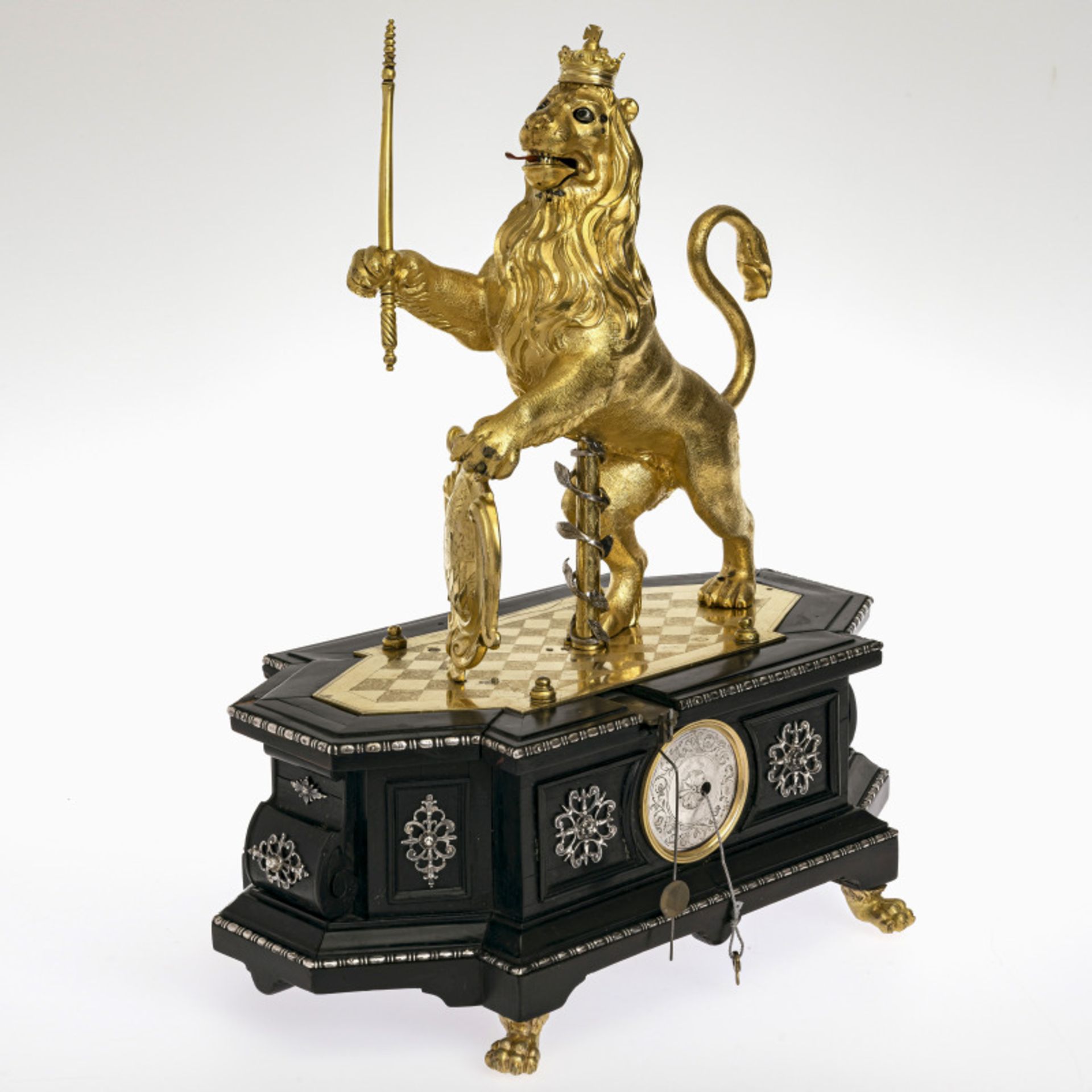 A figural clock with "Bavarian lion" automaton - South German (Augsburg?), circa 1627 - Image 2 of 7