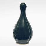 A gourd vase - China, Qing