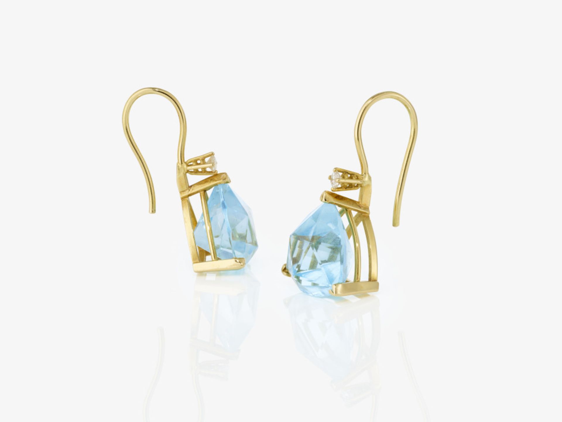 A pair of earrings with light blue topazes and brilliant-cut diamonds - Image 2 of 2