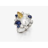 A ring with sapphires, brilliant-cut diamonds and cultured pearls - Nuremberg, 1970s, Juwelier SCHOT