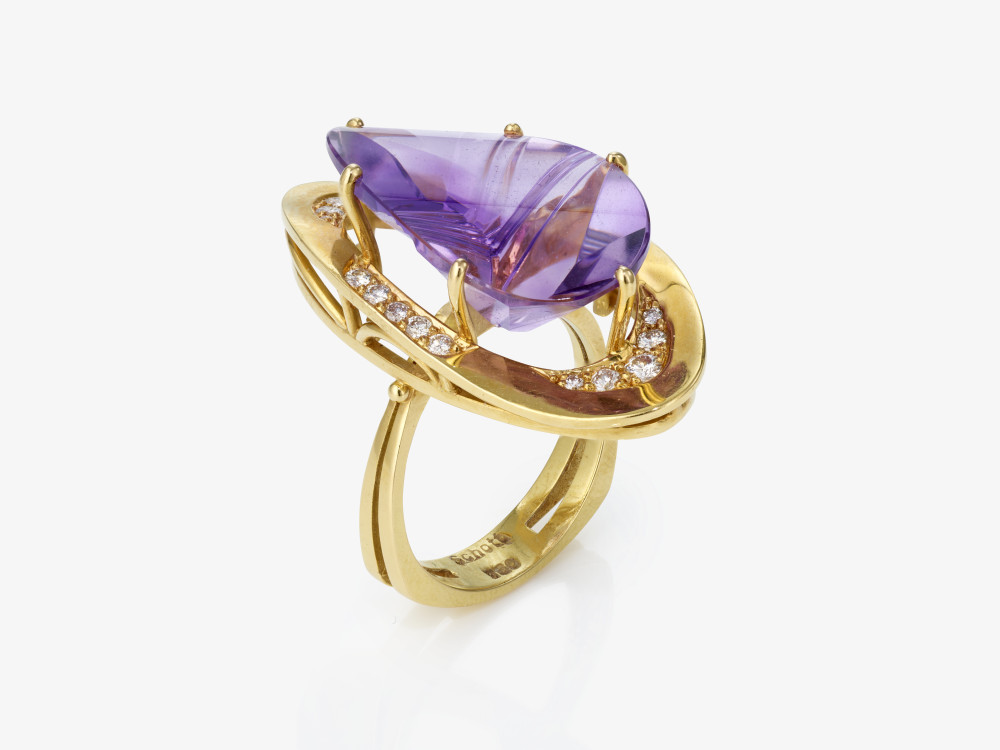 A ring with an amethyst and brilliant-cut diamonds - Nuremberg, Juwelier SCHOTT