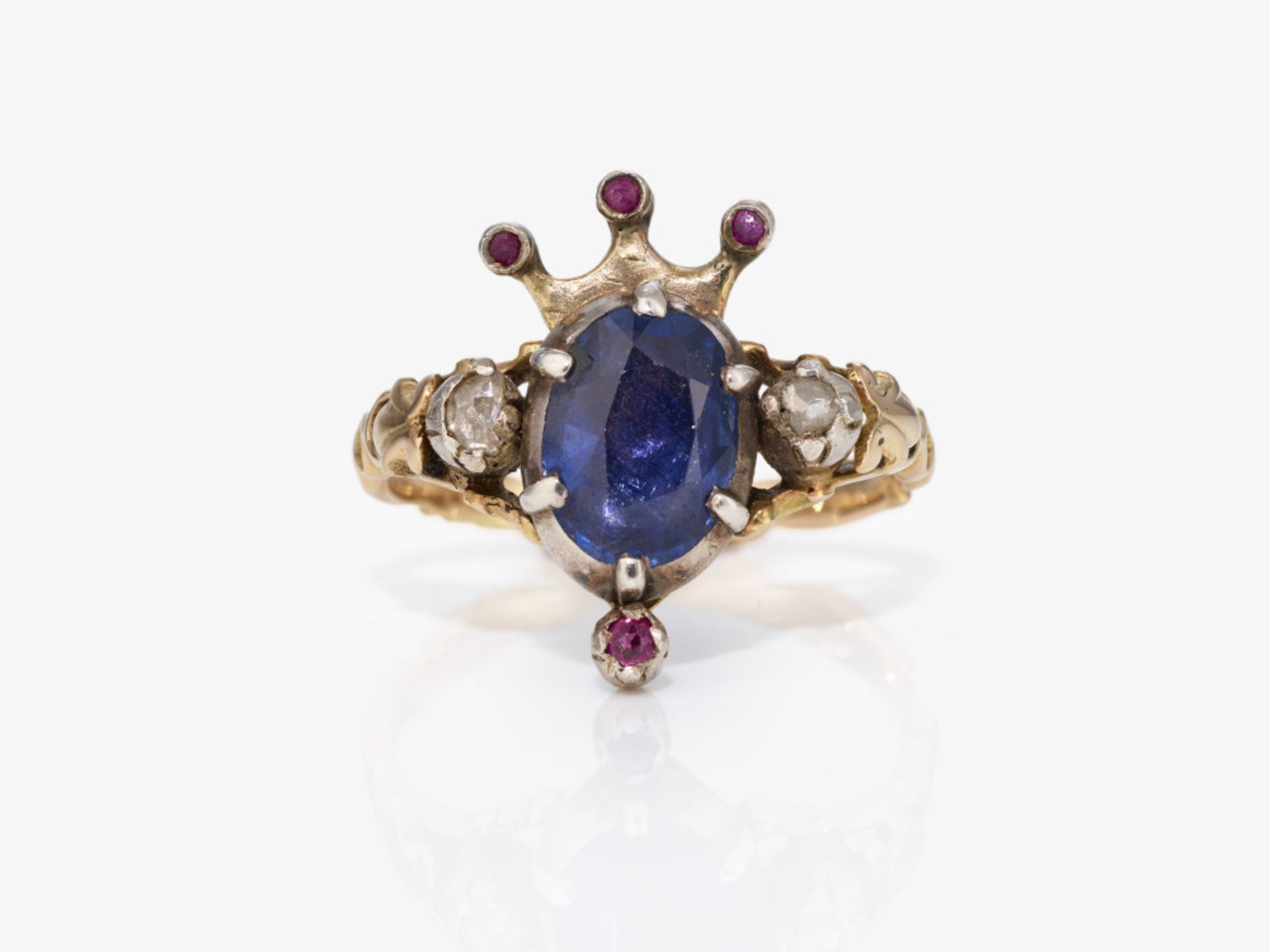 A ring with a sapphire, diamonds and rubies - Probably France, circa 1750-1770 - Image 2 of 2