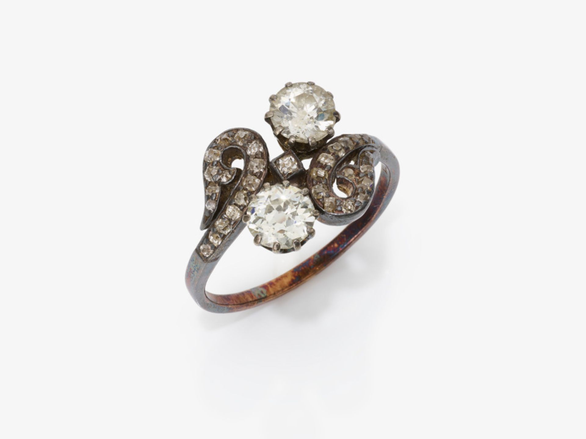 Four brooches and a ring with diamonds and pearls - Germany and Austria, late 19th/early 20th centur - Image 2 of 2