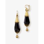 A pair of drop earrings with onyx drops - Circa 1870