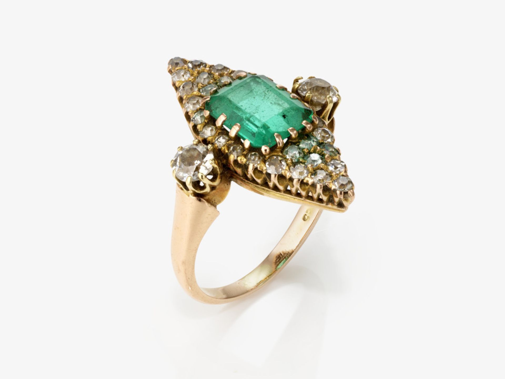 Ring mit Smaragd und Brillanten - Deutschland, um 1915-1920