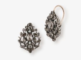Ein Paar Ohrringe mit Diamantrosen - Wohl Deutschland, um 1750-1760