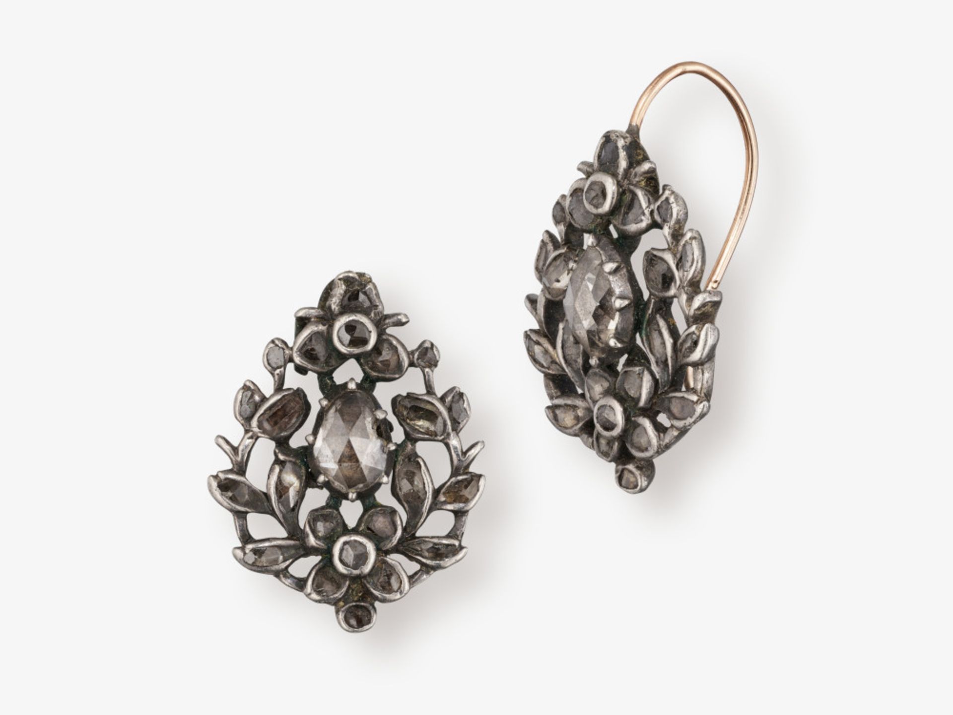 A pair of earrings with rose-cut diamonds - Probably Germany, circa 1750-1760