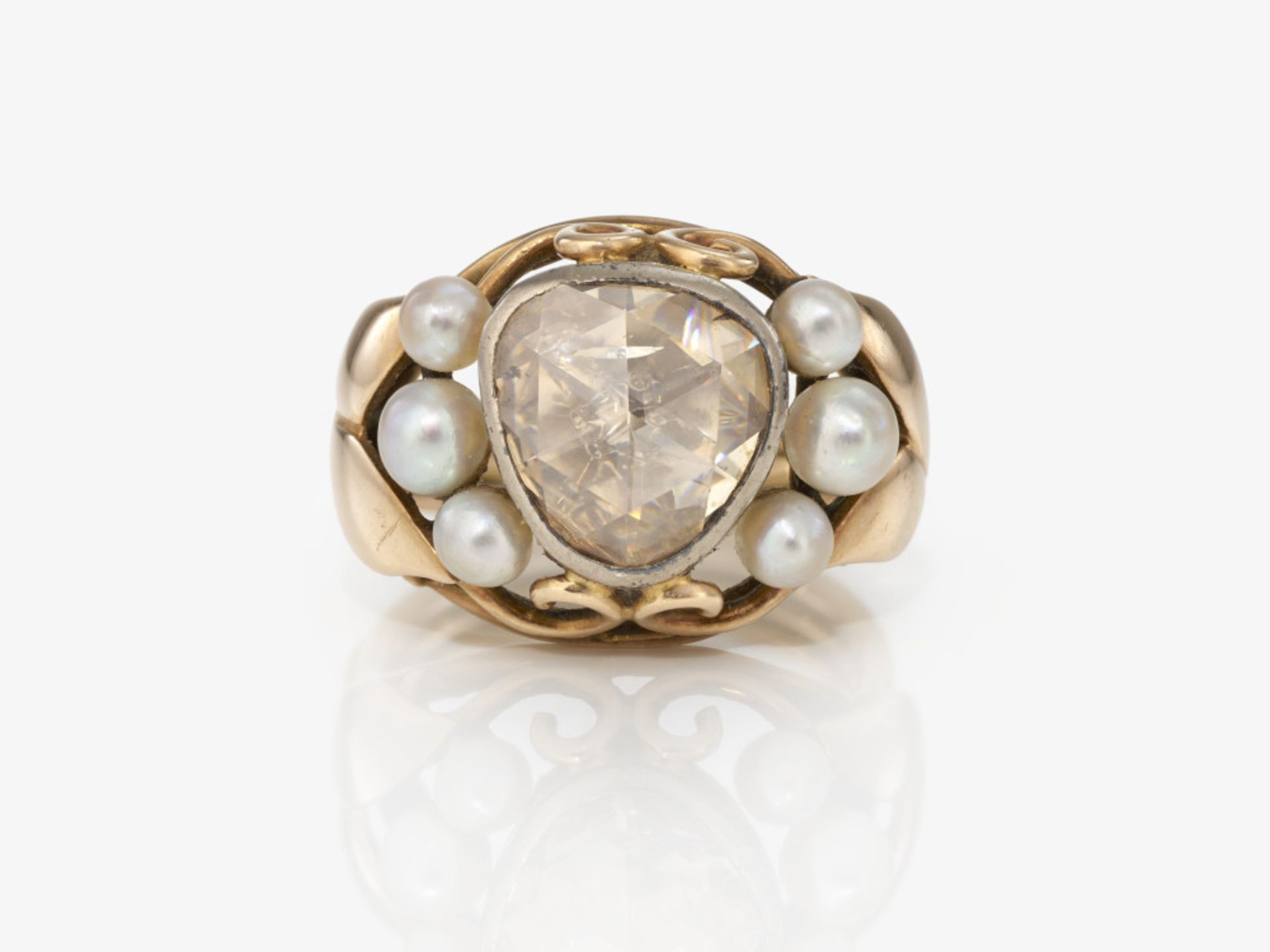 A ring with a large diamond and cultured pearls - Germany, the large diamond was cut in the 18th cen - Image 2 of 2