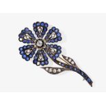 A flower brooch with sapphires and diamonds - Germany, circa 1880