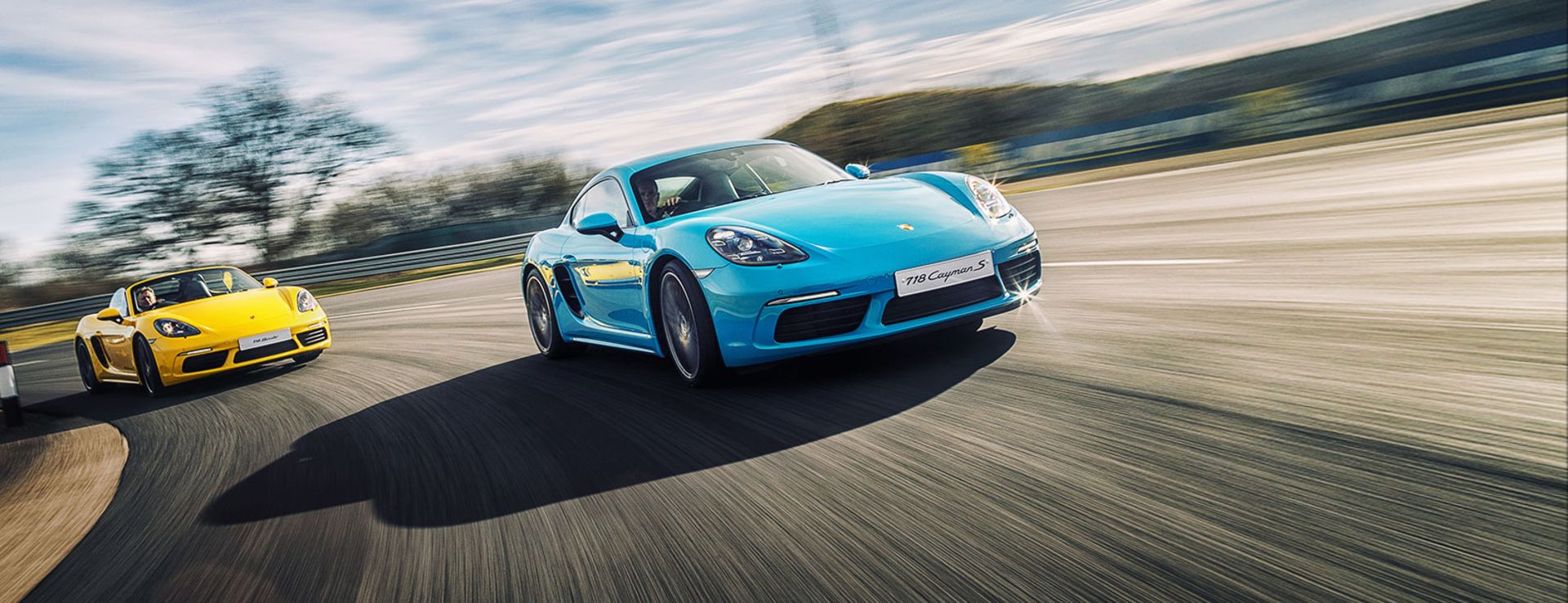 OFFICIAL PORSCHE SILVERSTONE DRIVING EXPERIENCE WITH LUNCH - APRIL 24 BOOKING - NO VAT! - Image 2 of 4