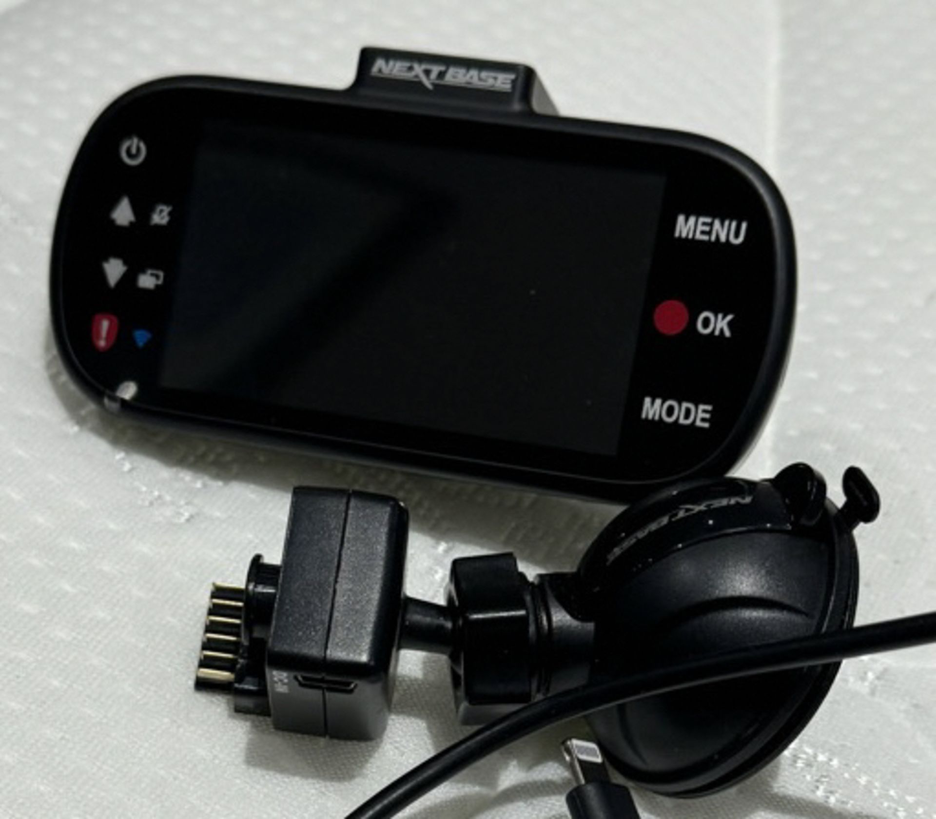 NEXTBASE 412GW Professional 1440p Quad HD Dash Cam w/ GPS & WiFi - Image 2 of 3