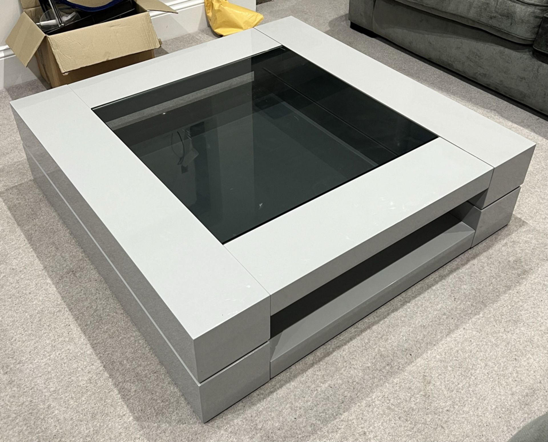 Quatropi Design Studios 682E Square Glass Topped Modern Grey Coffee Table - RRP Â£575 - Bild 5 aus 7