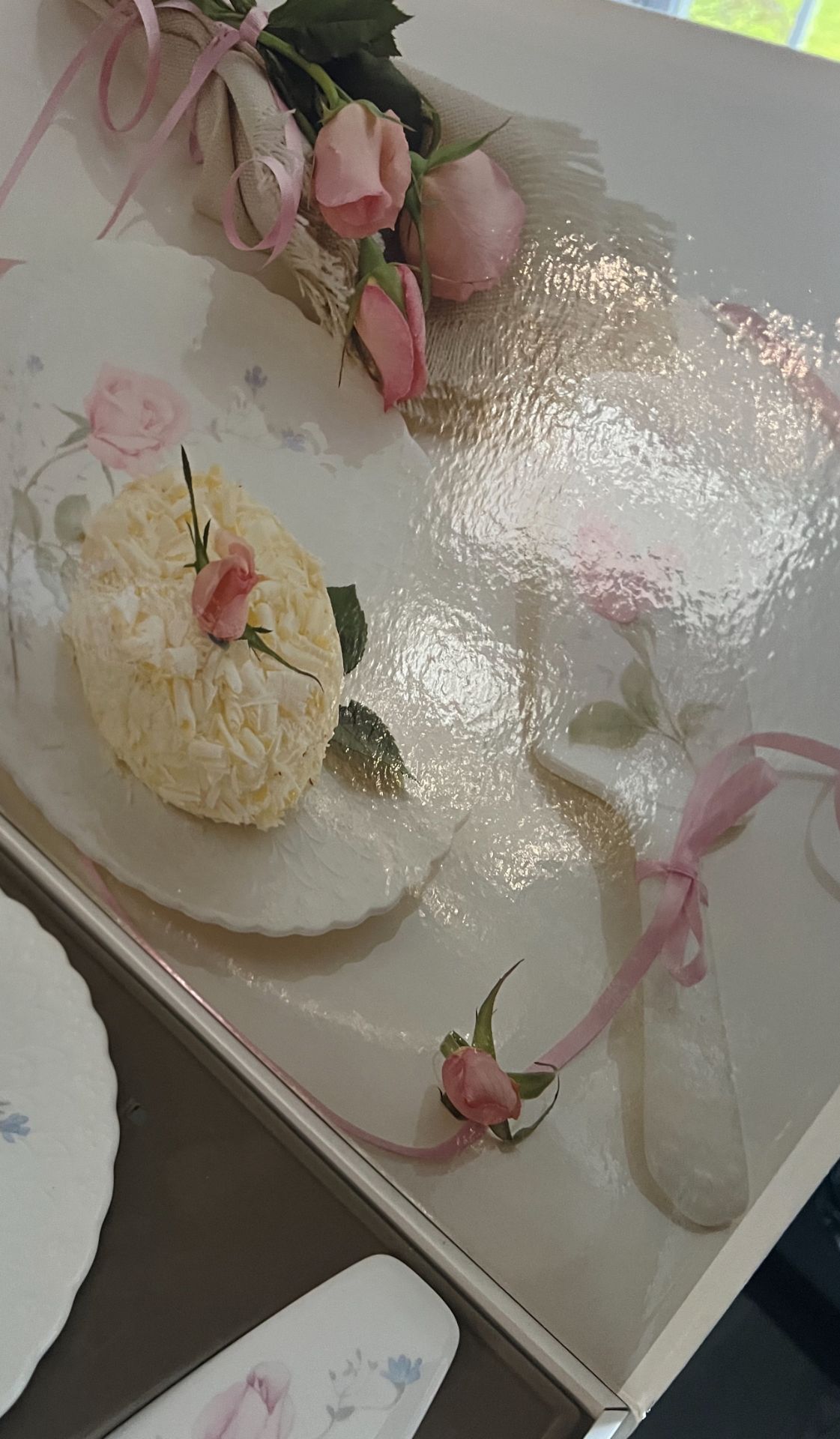 Mikasa Bone China April Rose Cake Plate & Server Narumi Japan - Boxed - Image 3 of 3