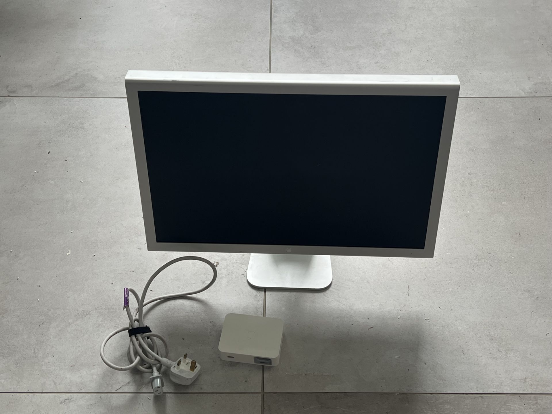 Apple Cinema HD Display on Stand with Cables  -   NO VAT!