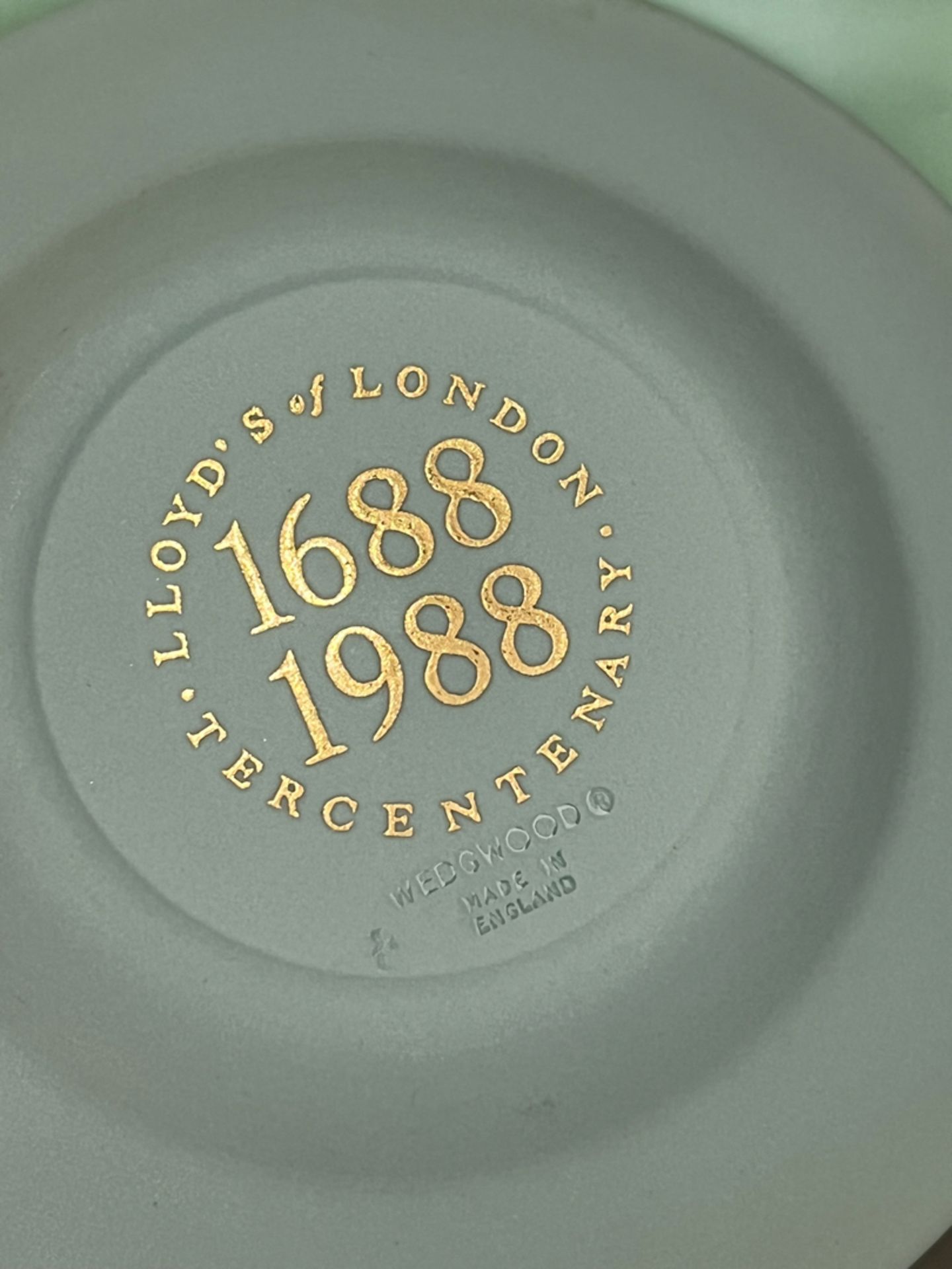 Wedgwood Sea Green Jasper Tray - Lloyd's Of London Tercentenary 1998 Dish - Image 2 of 4