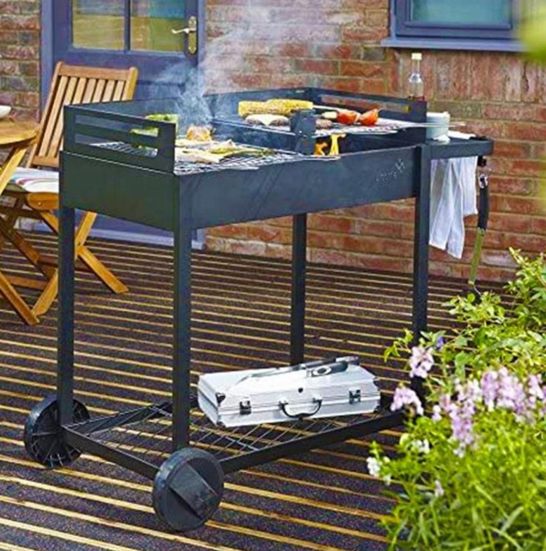Zelfo BBQ Barbecue Grill with Stands - Brand New & Boxed
