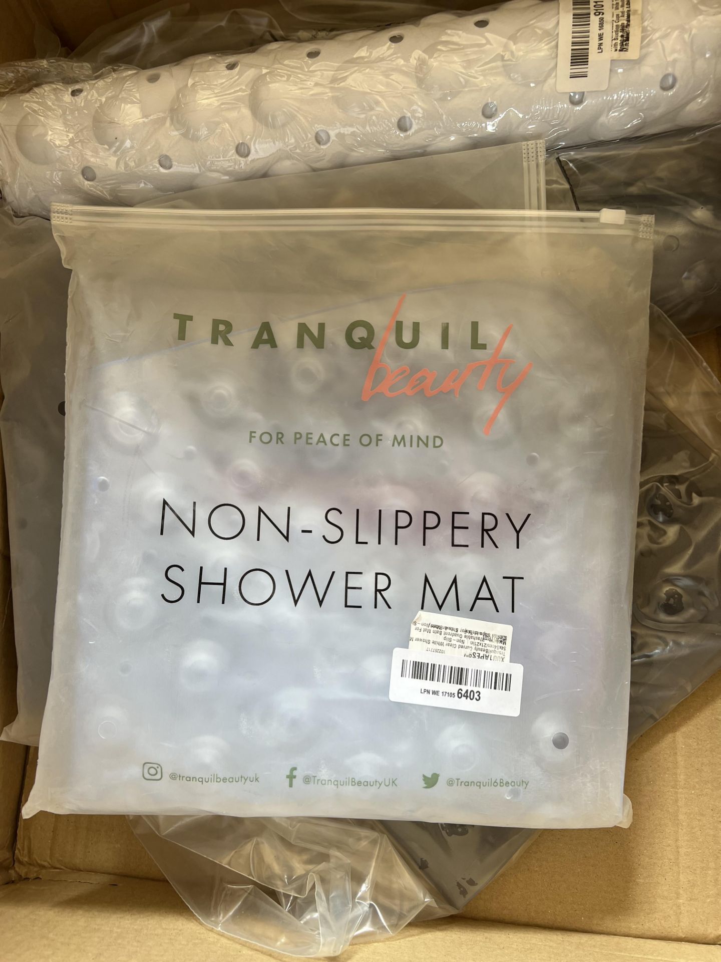 38 x Tranquil Beauty Bath/Shower Mats - New & Returns - RRP Â£418+ ! - Image 12 of 12